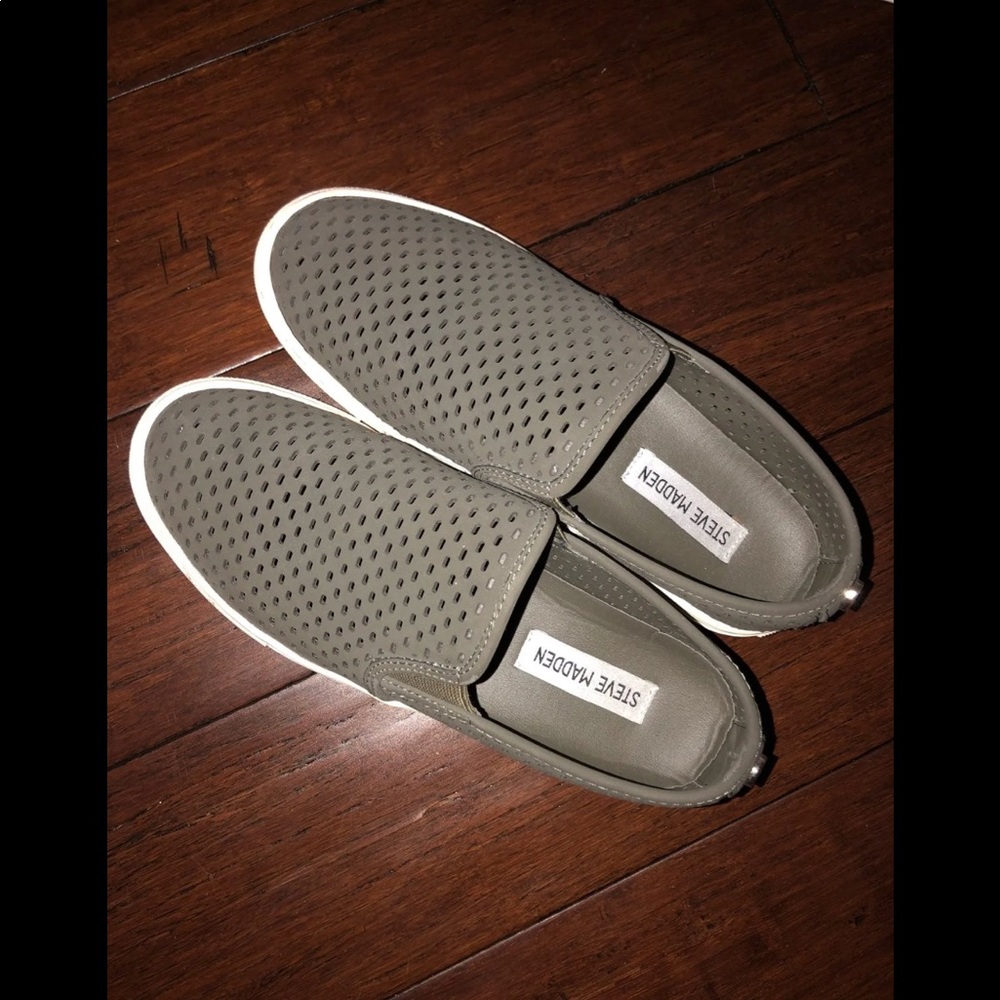 Steve Madden Sneakers